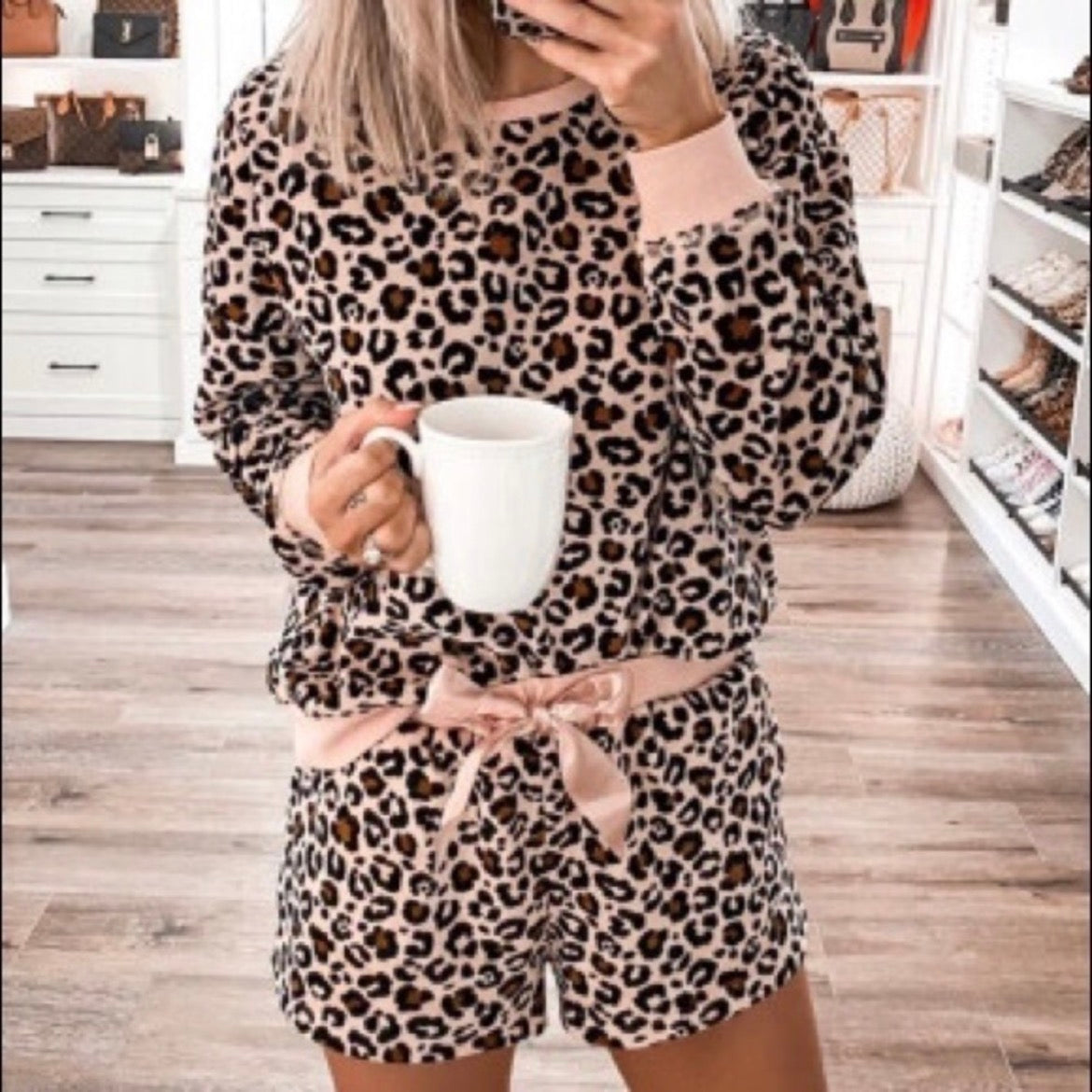 Leopard Velvet lounge Set