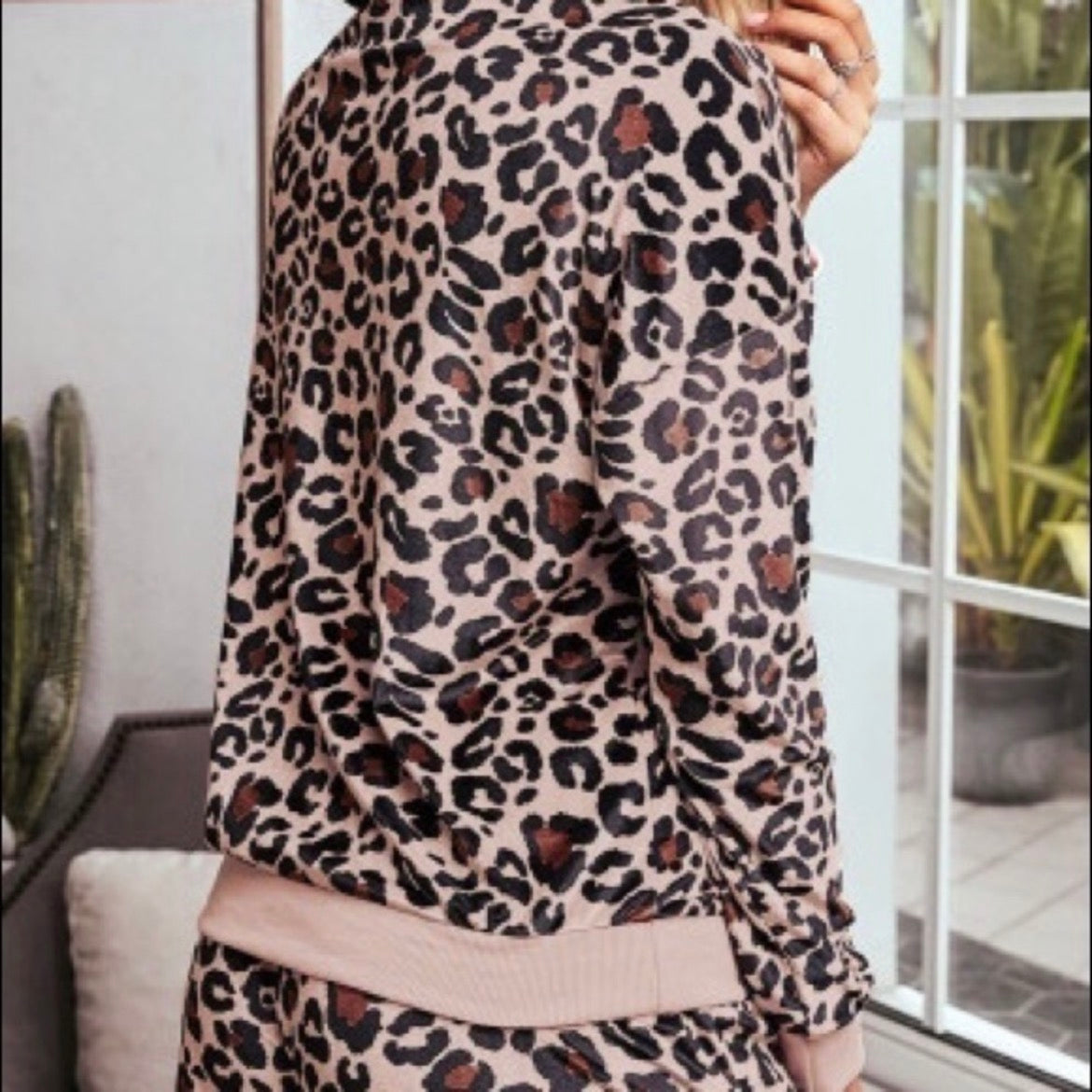 Leopard Velvet lounge Set