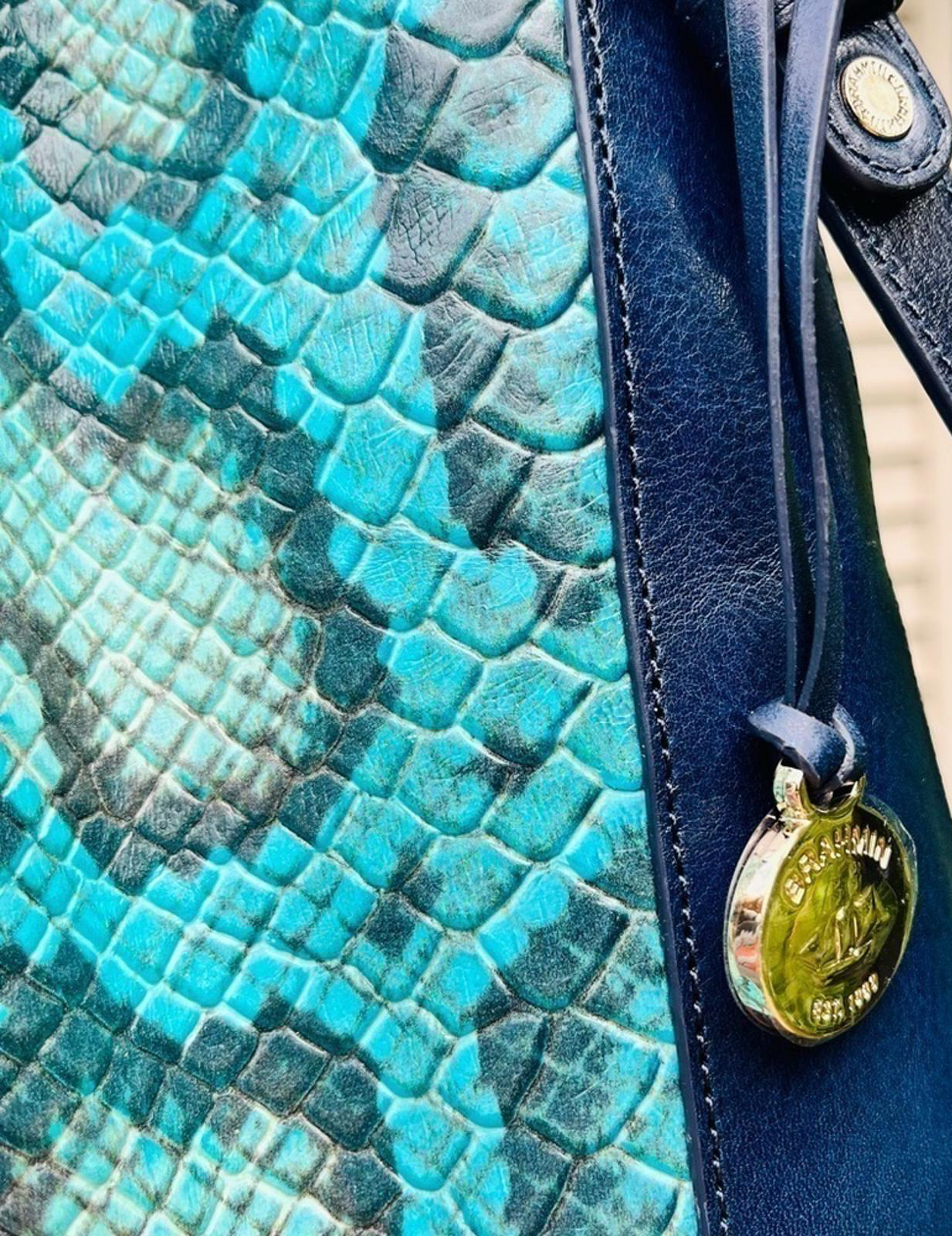 Brahmin Marlowe Blue Waterford Bucket Bag Leather Drawstring Shoulder Purse